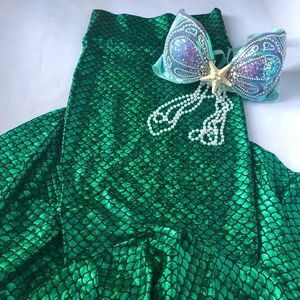 Mermaid Halloween or Rave Costume - Bra and Skirt